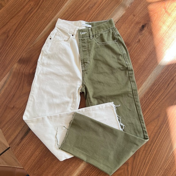 PacSun Women’s Jeans - Picture 1 of 7